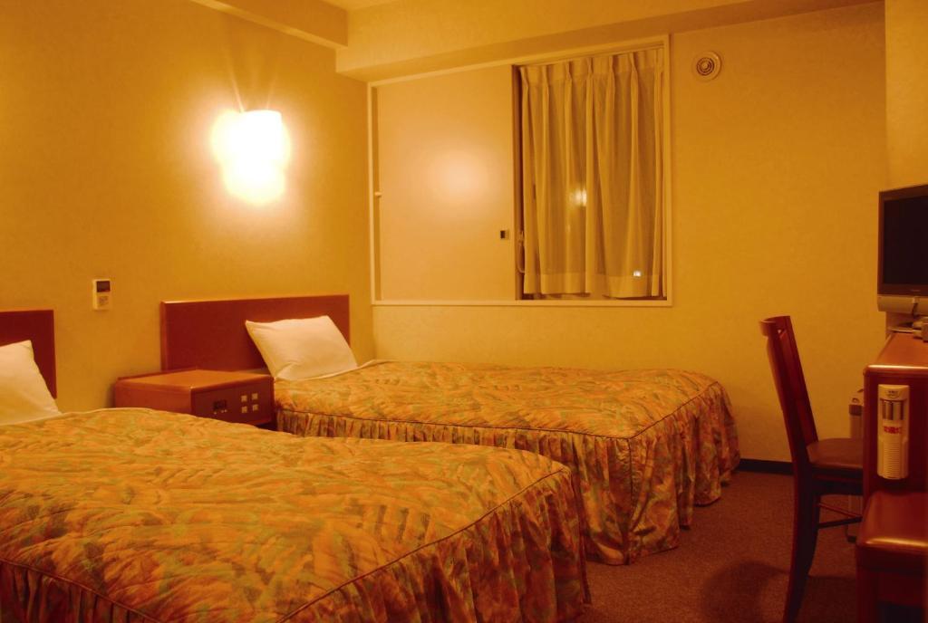Hotel New Budget Muroran Buitenkant foto